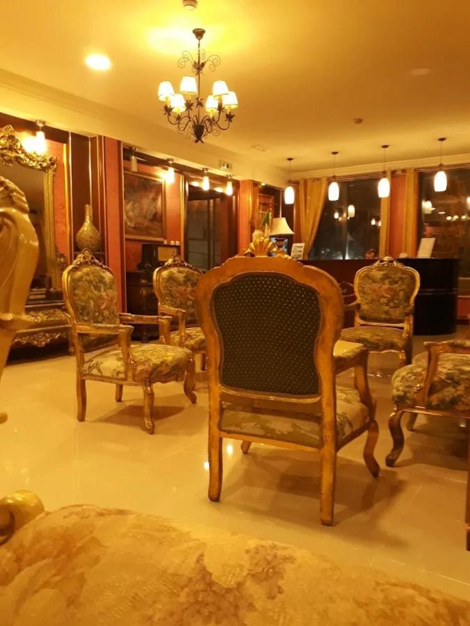 Hotel Les Ambassadeurs Oran