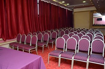 Hotel Les Ambassadeurs 3*