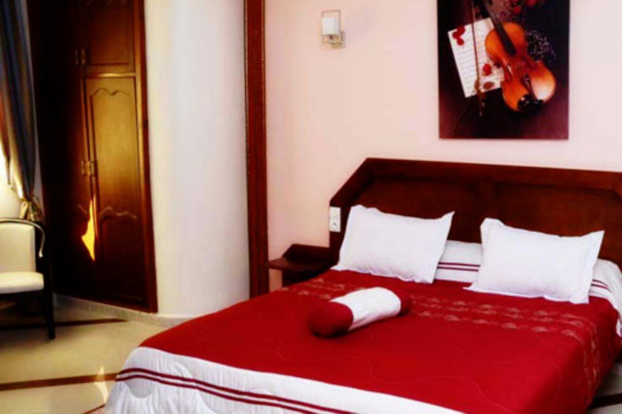 Les Ambassadeurs Hotel